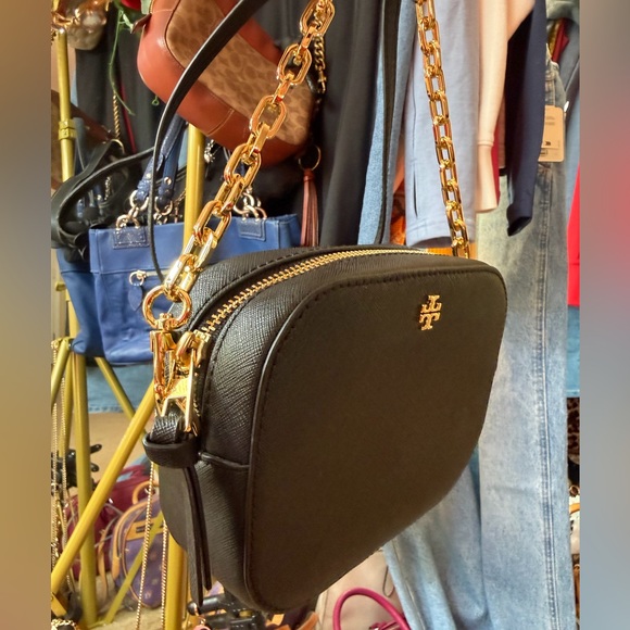 Tory Burch Emerson Round Crossbody Black Saffiano Gold Chain with tag - Picture 10 of 15